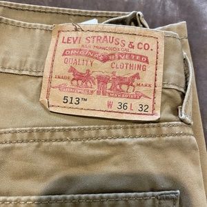 Lot of 6 each Levi Jeans